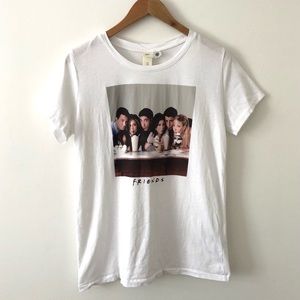 FRIENDS Graphic Tee